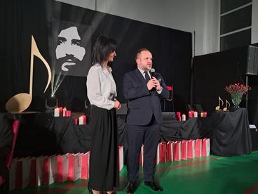 Maria Sułkowska z pierwszym miejscem podczas Wieczoru Poezji przy Świecach